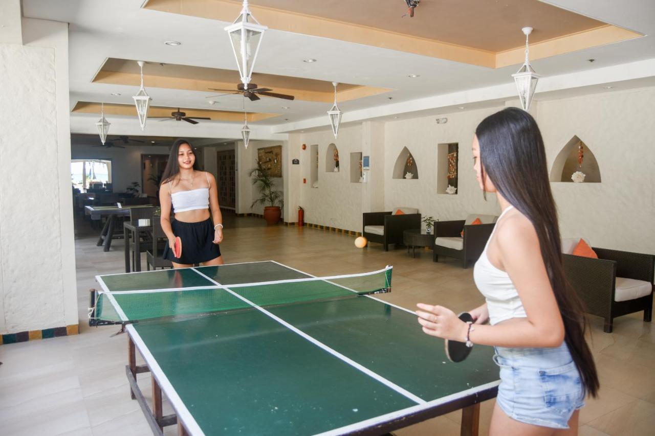 Microtel By Wyndham Boracay Balabag  Εξωτερικό φωτογραφία