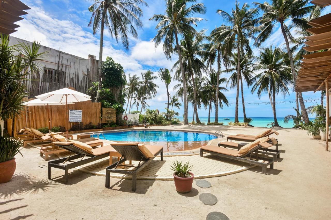 Microtel By Wyndham Boracay Balabag  Εξωτερικό φωτογραφία