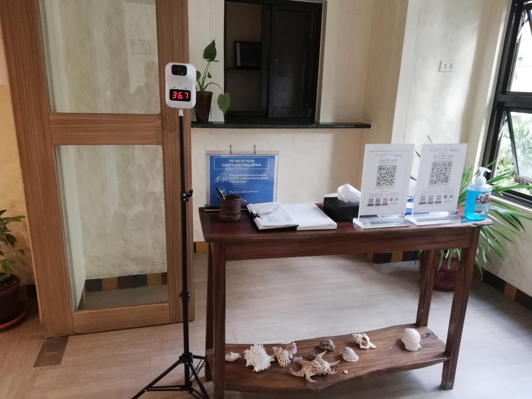 Microtel By Wyndham Boracay Balabag  Εξωτερικό φωτογραφία